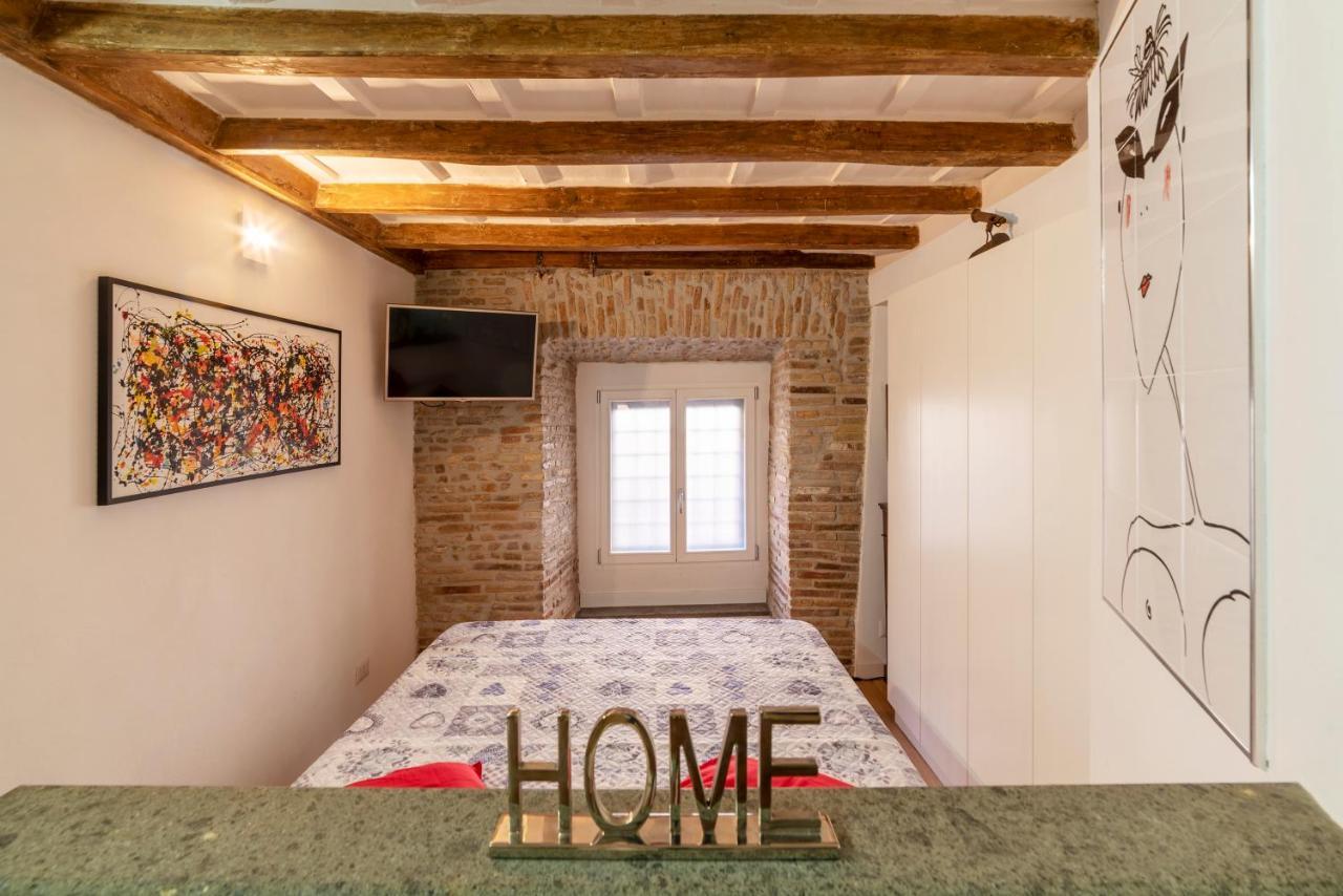 Largo Di Torre Argentina Cozy Studio Rome Exterior photo